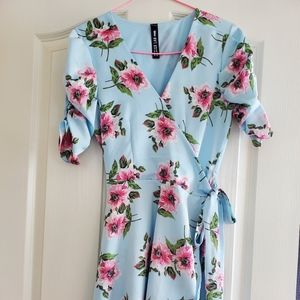 Design Lab Lord & Taylor Blue Floral Dress